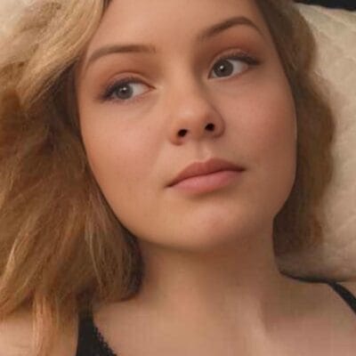 Abby British OnlyFans - @abby99xoxo