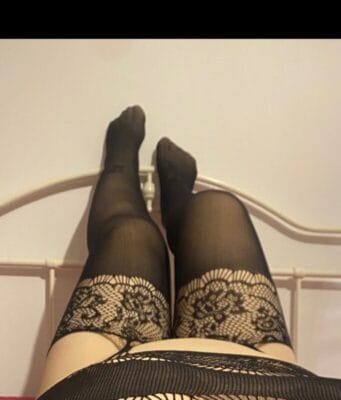 Arias Nylons British OnlyFans - @arias_nylons