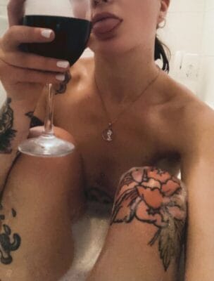 Penelope British OnlyFans - @dreamsofpeach69
