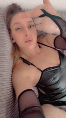 GODDESS Millie British OnlyFans - @goddessmillie2023
