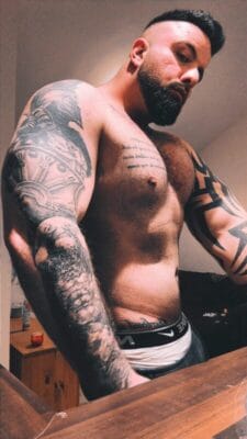 Handcuffdaddy British OnlyFans - @handcuffdaddy