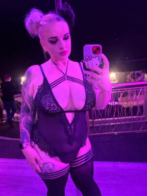 Pole dancing British OnlyFans - @harleyjane21