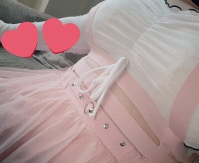 Bee ONLY British OnlyFans - @mini_vampire1