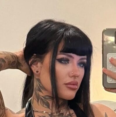 niamh velvet British OnlyFans - @niamhvelvetvip