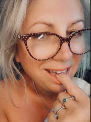 Poppy Jane HOT GILF British OnlyFans - @naturistpoppy