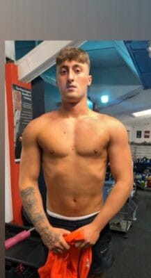 Your Fave Tradie British OnlyFans - @onlyfarls