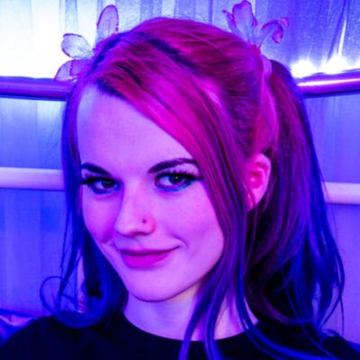 Sephieblu British OnlyFans - @sephieblu