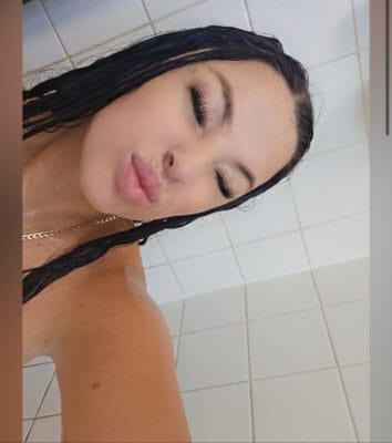Taahlee British OnlyFans - @taahlee2