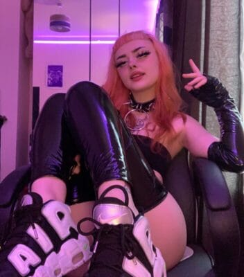 Lil Pixie British OnlyFans - @yung_pixie_baby